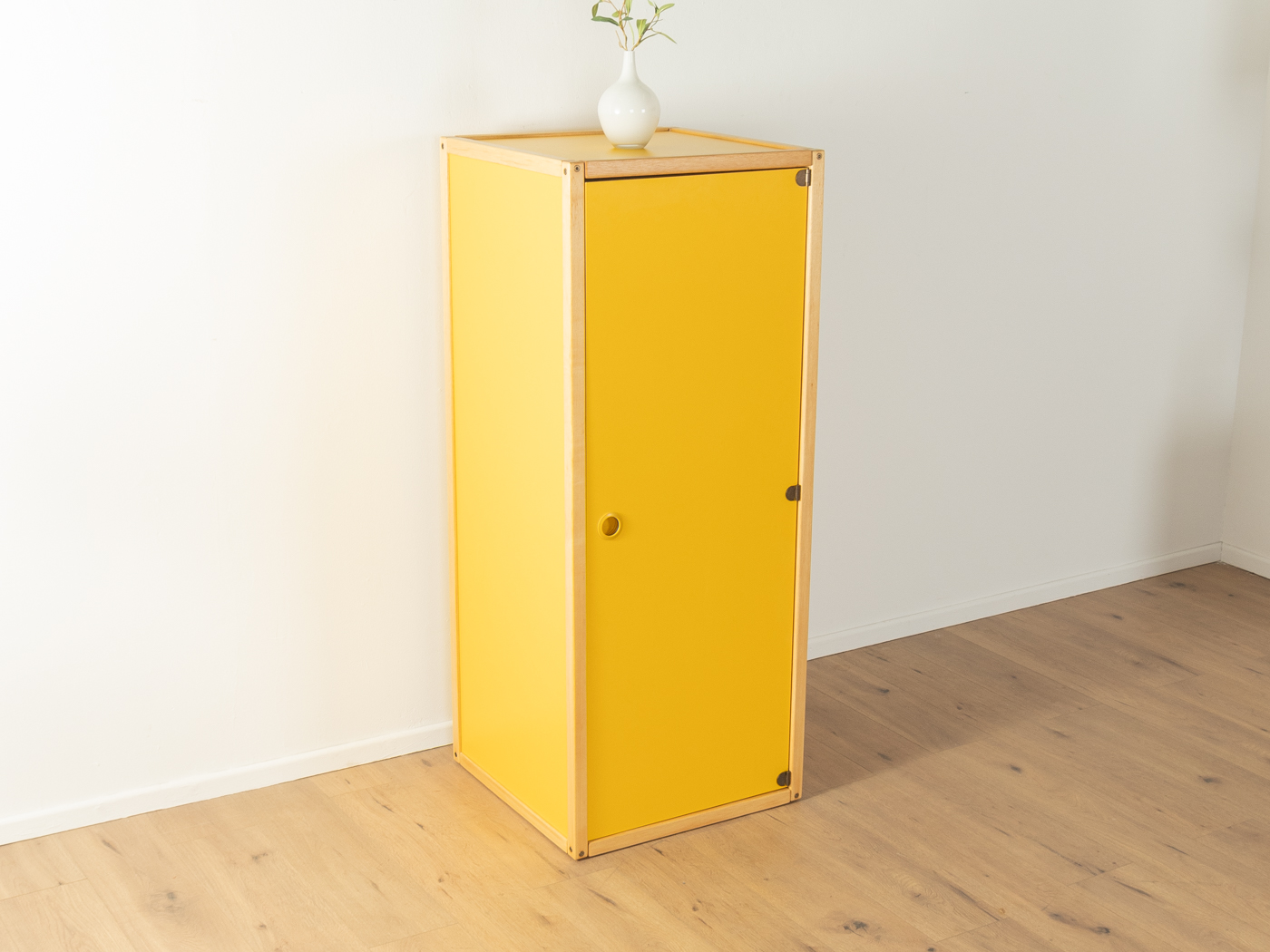 Flötotto Kleiderschrank 