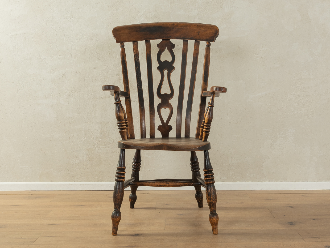 Antique Windsor chair, 19th century