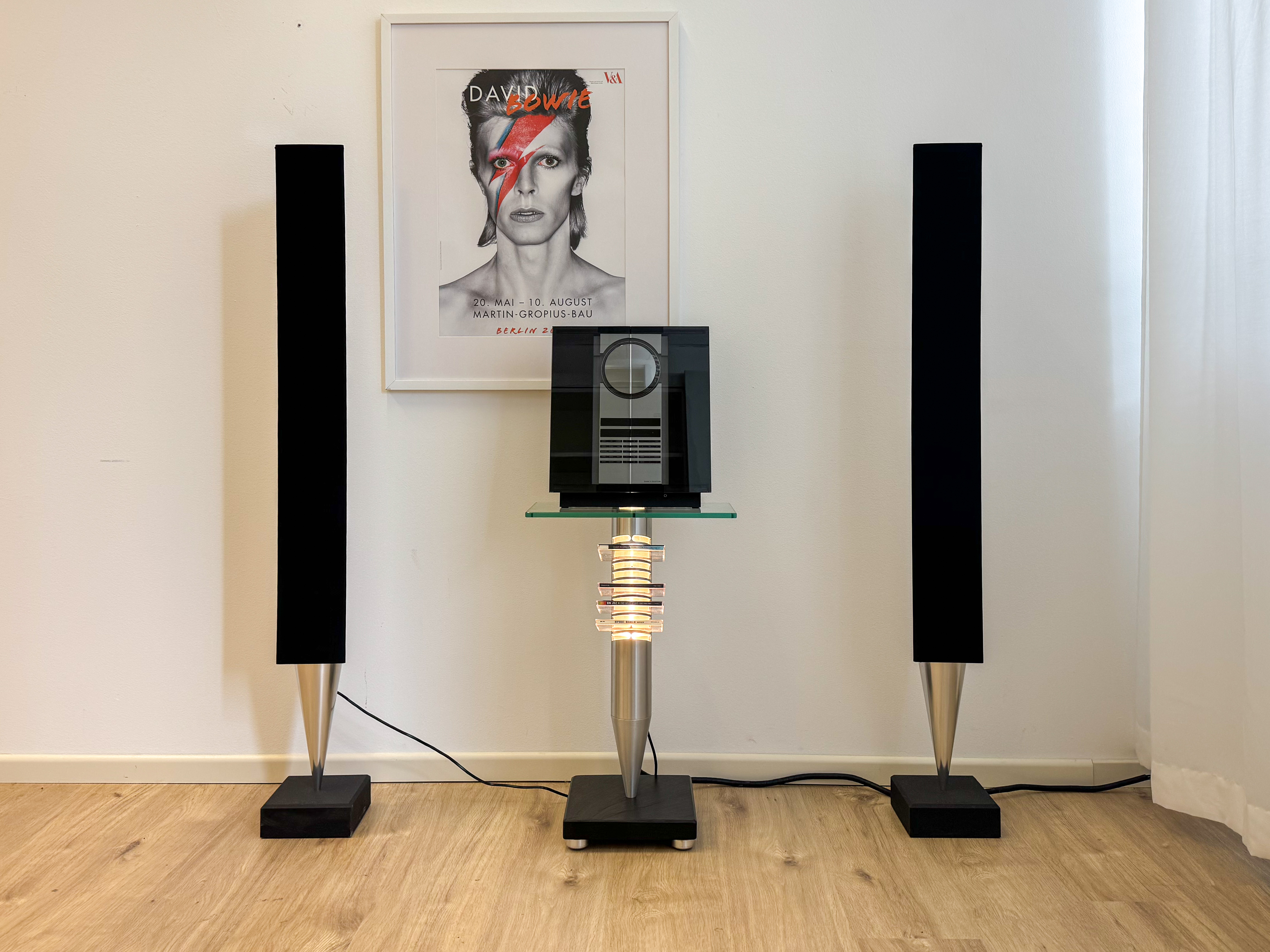 "BeoSound 3200" & "BeoLab 8000", Bang & Olufsen